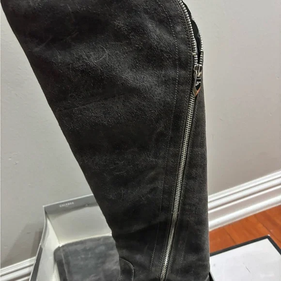 Fergie Navaro Monument Over the knee suede boots - Picture 5 of 8